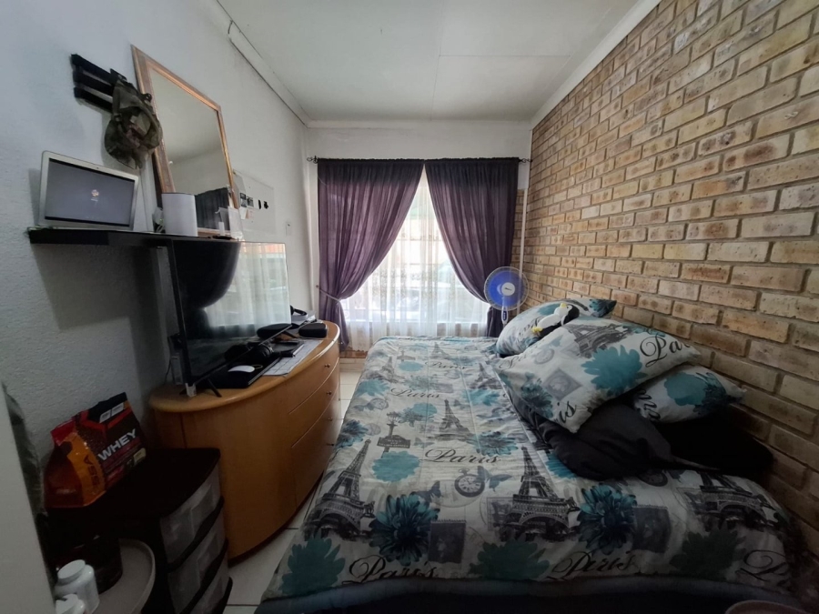 4 Bedroom Property for Sale in Safari Gardens North West